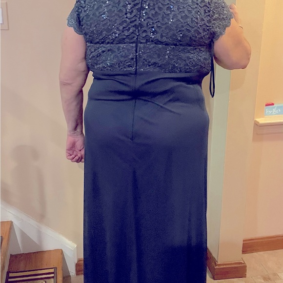 NWT elegant blue/grey gown - Picture 5 of 15